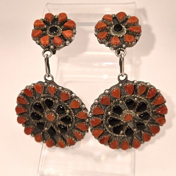 Zuni Coral and Jet Cluster Earrings - Picture 3 of 7